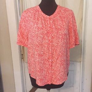 Universal Thread Button Down